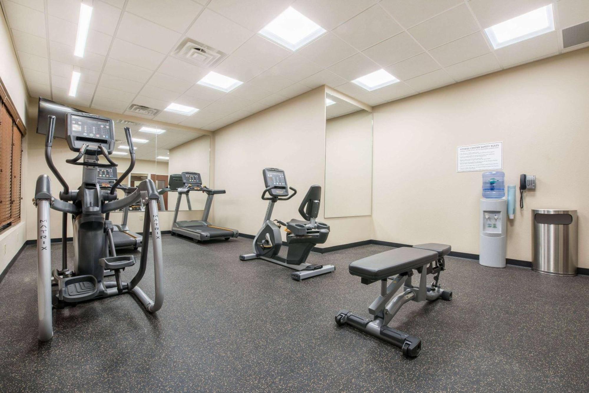 Hawthorn Suites By Wyndham Bridgeport Ngoại thất bức ảnh